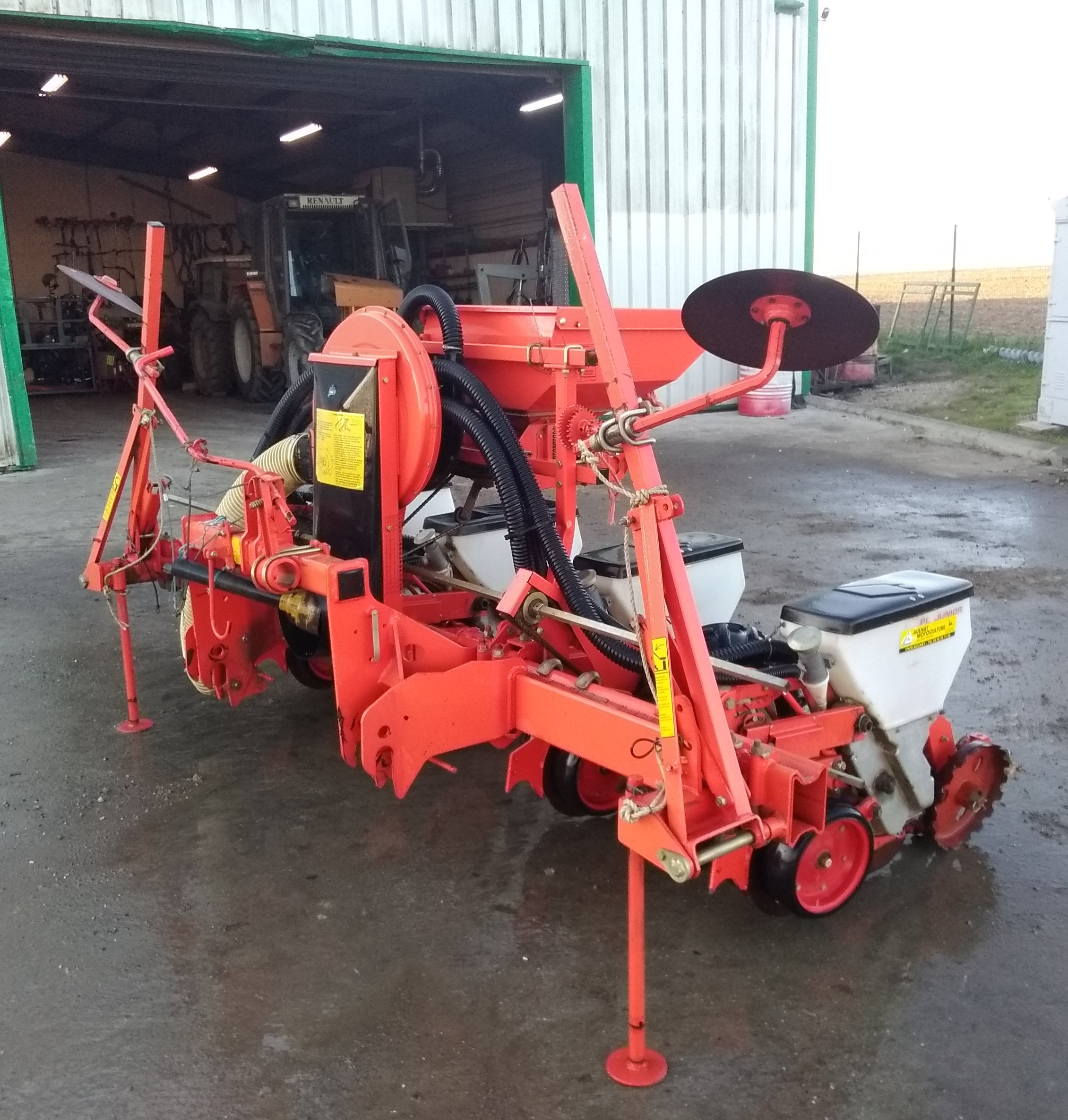 Semoir Monograine Planteur Junior Kuhn Diffusion Directe